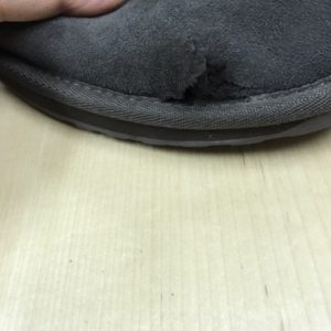 ムートンブーツ 破れ(emu エミュ)